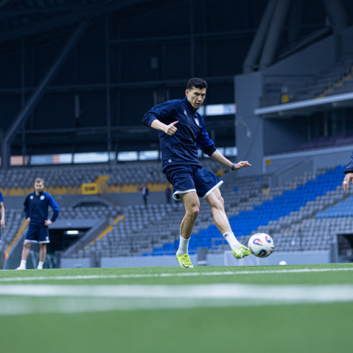 pre-match training session - photos