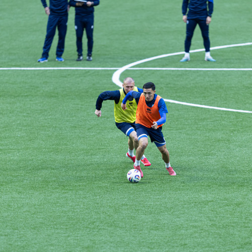 pre-match training session - photos