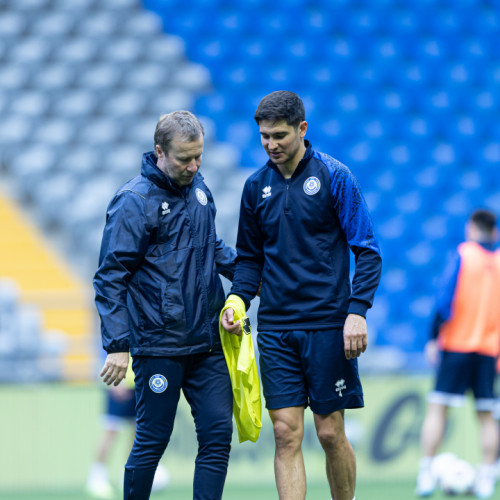 pre-match training session - photos