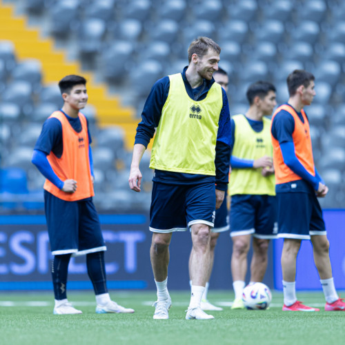 pre-match training session - photos