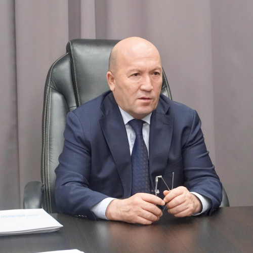 Директор департамента региональных отношении КФФ Марат Такенов посетил Туркестанскую область с рабочим визитом