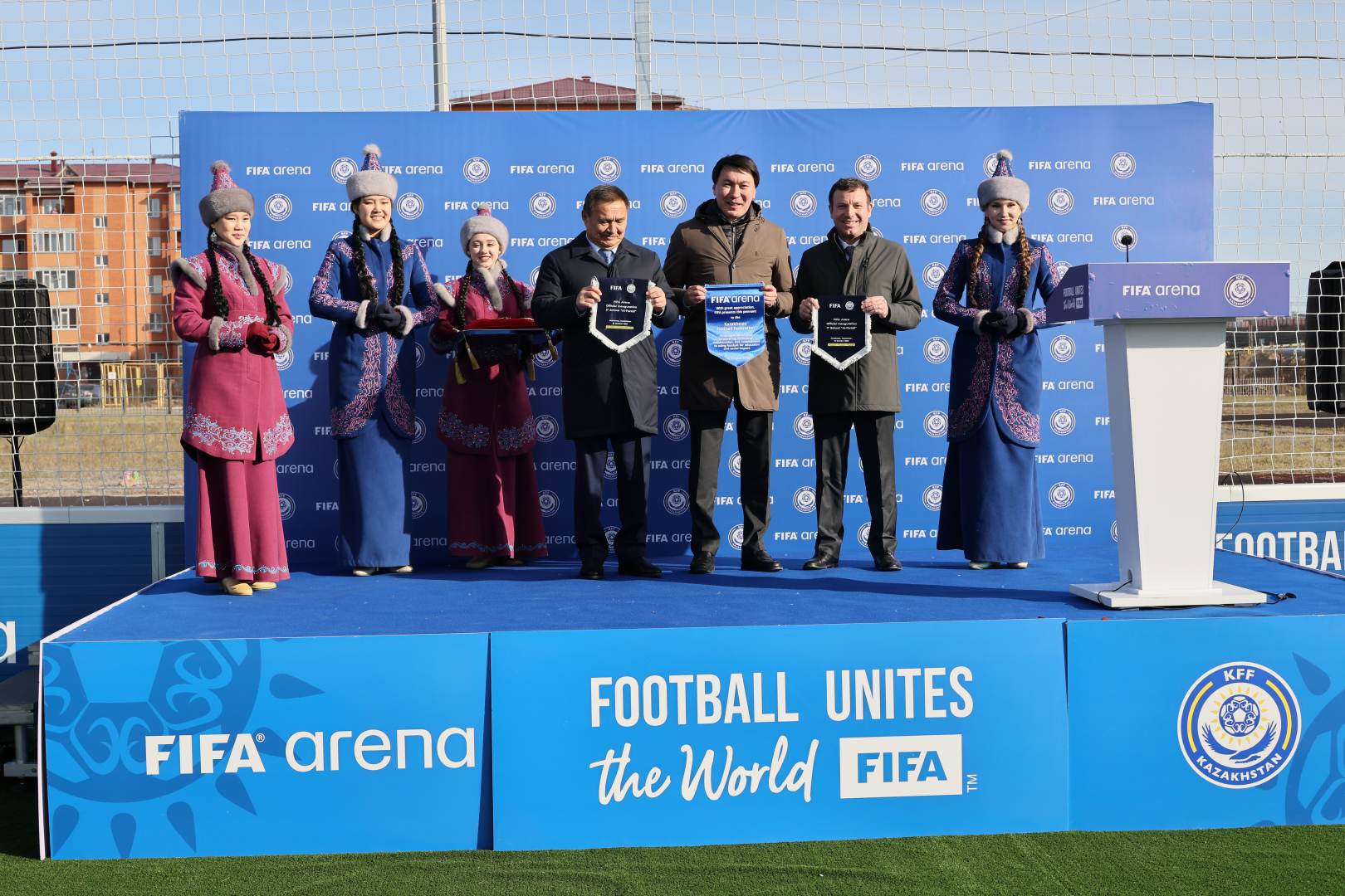 Көкшетауда FIFA Arena бағдарламасы аясында салынған футбол алаңы ашылды