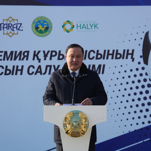 Таразда заманауи футбол академиясының іргесі қаланды