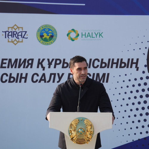 Таразда заманауи футбол академиясының іргесі қаланды