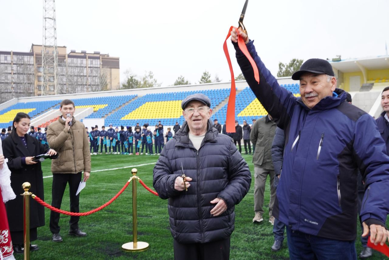 Орал қаласында Петр Атоян атындағы стадионның футбол алаңы ALAÑ бағдарламасы аясында жаңартылды