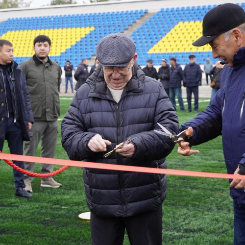Орал қаласында Петр Атоян атындағы стадионның футбол алаңы ALAÑ бағдарламасы аясында жаңартылды