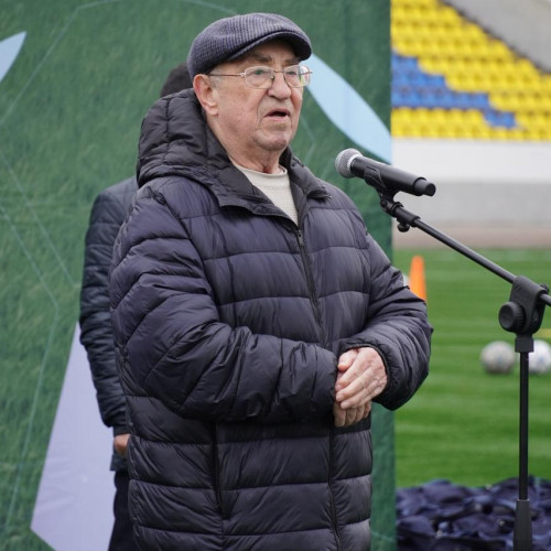 Орал қаласында Петр Атоян атындағы стадионның футбол алаңы ALAÑ бағдарламасы аясында жаңартылды