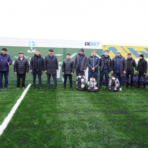Орал қаласында Петр Атоян атындағы стадионның футбол алаңы ALAÑ бағдарламасы аясында жаңартылды
