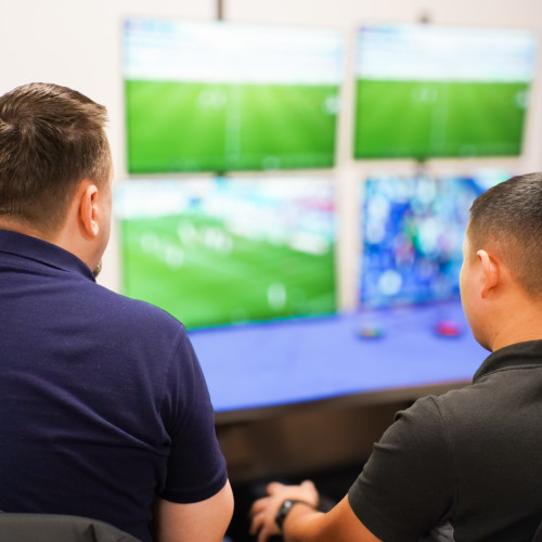 Астанада ҚФФ ұйымдастырған VAR бойынша төрешілерге арналған білім беру сессиясы өтті