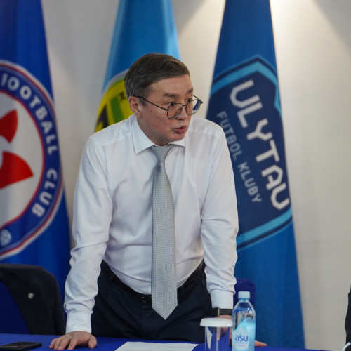 УЕФА өкілдері Қазақстандағы стадион жобаларымен танысты