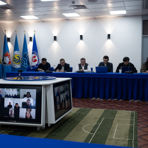 ҚФФ кәсіби клубтар арасында жарыстар өткізу дирекциясының жаңа жетекшісі клуб өкілдерімен онлайн-кездесу өткізді
