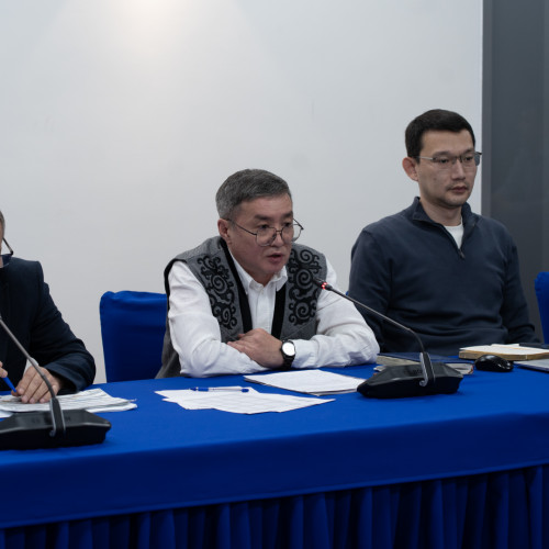 ҚФФ кәсіби клубтар арасында жарыстар өткізу дирекциясының жаңа жетекшісі клуб өкілдерімен онлайн-кездесу өткізді