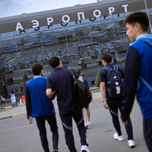 Фоторепортаж с тренировки сборной Казахстана перед товарищеским матчем против Армении
