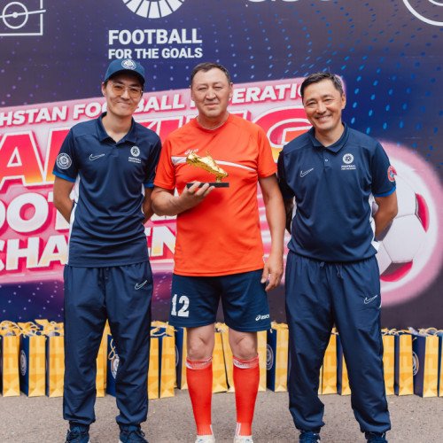 Павлодарда Walking Football Challenge «Павлодар Аңыздары» турнирі өтті